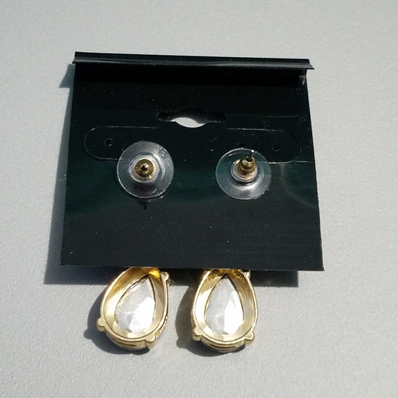 Champagne and Gold Dangle Earrings - Picture 3 of 3